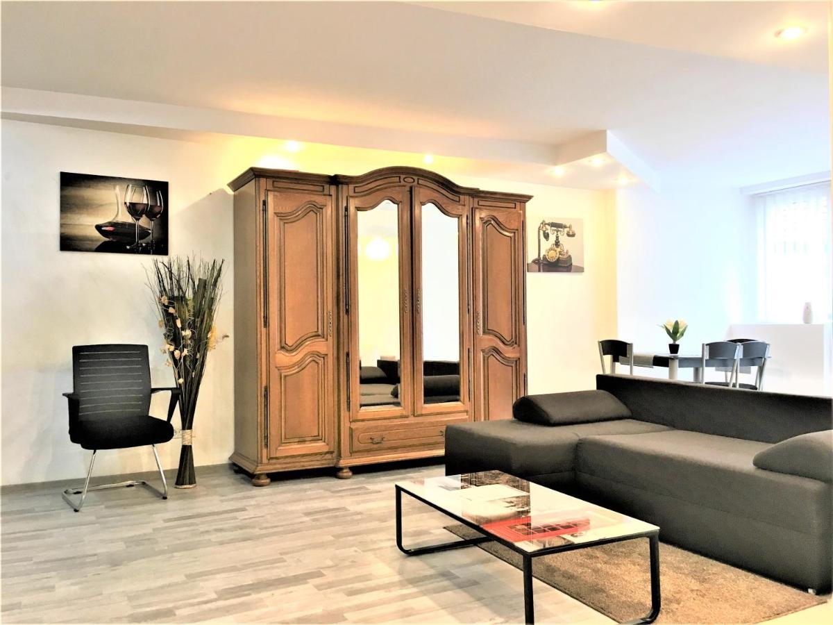 Large In Ultra-central Location Apartment Brasov