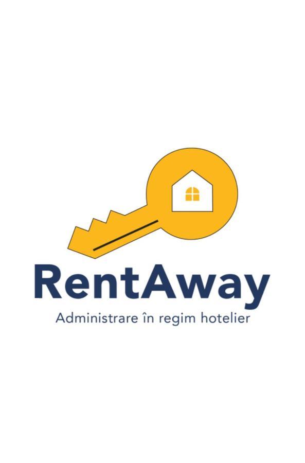Apartment Large In Ultra-central Location *
